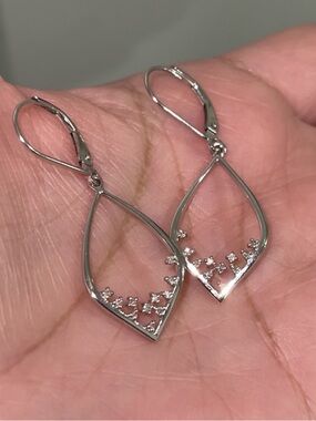 14K White Gold Diamond Accent Teardrop Dangle Earring